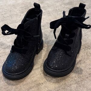 Cat & Jack Black Glitter Kids Boots